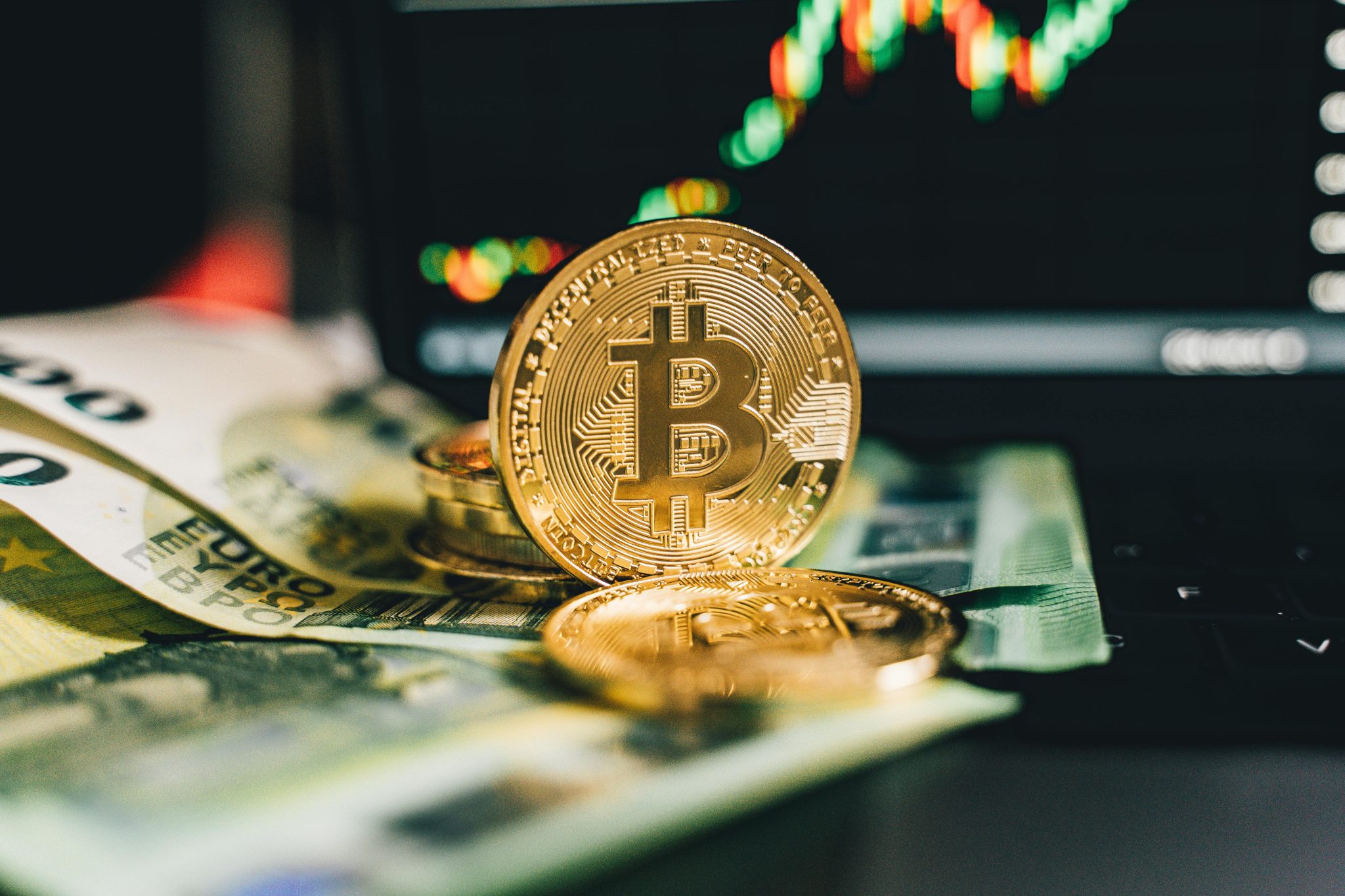 Smart Contracts Interaction with Bitcoin Tokenization